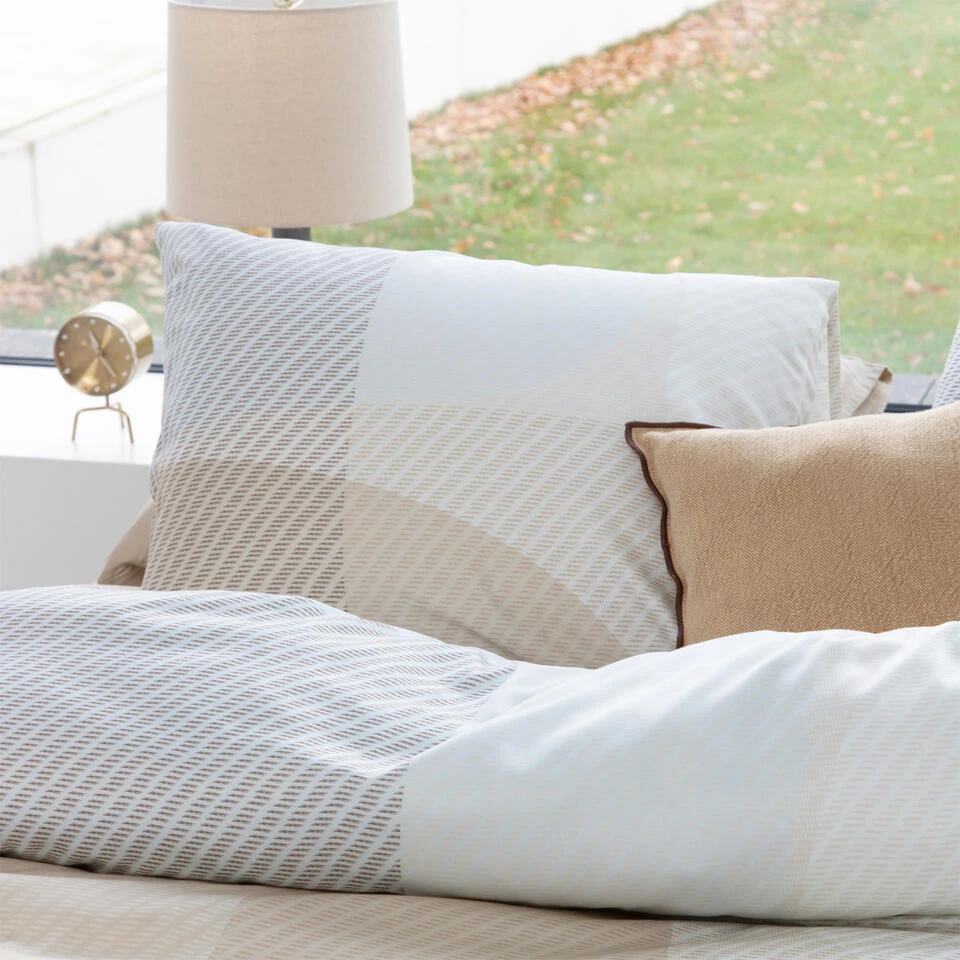 Damai Dekbedovertrek Moore - Satijn - 240x200/220 Cm - Butter Cream 6 Damai Dekbedovertrek Moore - Satijn - 240x200/220 Cm - Butter Cream - Afbeelding 4