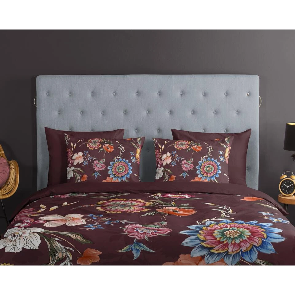 Good Morning Dekbedovertrek "Madelief" - Bordeaux - (140x220 Cm) 4 Good Morning Dekbedovertrek "Madelief" - Bordeaux - (140x220 Cm) - Afbeelding 2