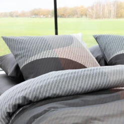 Damai Dekbedovertrek Moore - Satijn - 260x200/220 Cm - Basalt 8 Damai Dekbedovertrek Moore - Satijn - 260x200/220 Cm - Basalt -Leen Bakker Winkel 1000053511 0102