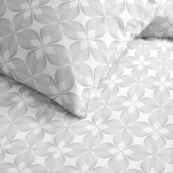 Cinderella Lilou - Dekbedovertrek - Satijn - 260x200/220 Cm - White 7 Cinderella Lilou - Dekbedovertrek - Satijn - 260x200/220 Cm - White -Leen Bakker Winkel 1000055042 0102