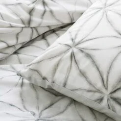 Cinderella Isolde - Dekbedovertrek - Katoen - 200x200/220 Cm - Off White -Leen Bakker Winkel 1000055054 0102