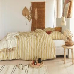 Ariadne At Home Dekbedovertrek Knit Stripes Yellow-1-persoons (140 X 200/220 Cm) 9 Ariadne At Home Dekbedovertrek Knit Stripes Yellow-1-persoons (140 X 200/220 Cm) -Leen Bakker Winkel 1000057353 0103