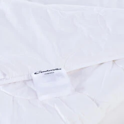 Cinderella Bamboo - Bamboe Zomer Dekbed - 240x220 Cm 8 Cinderella Bamboo - Bamboe Zomer Dekbed - 240x220 Cm -Leen Bakker Winkel 1000063284 0102