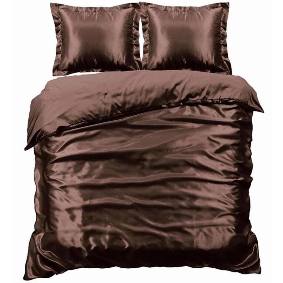 Glanzend Satijnen Dekbedovertrek Beauty Silk Bruin-2-persoons (200 X 200/220 Cm) 3 Glanzend Satijnen Dekbedovertrek Beauty Silk Bruin-2-persoons (200 X 200/220 Cm)