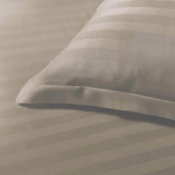 Papillon Dekbedovertrek Satijn Streep - 200x200/220 Cm - Taupe -Leen Bakker Winkel 1111743128 0102