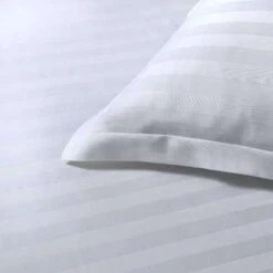 Papillon Dekbedovertrek Satijn Streep - 140x200/220 Cm - Wit 7 Papillon Dekbedovertrek Satijn Streep - 140x200/220 Cm - Wit -Leen Bakker Winkel 1362502616 0102