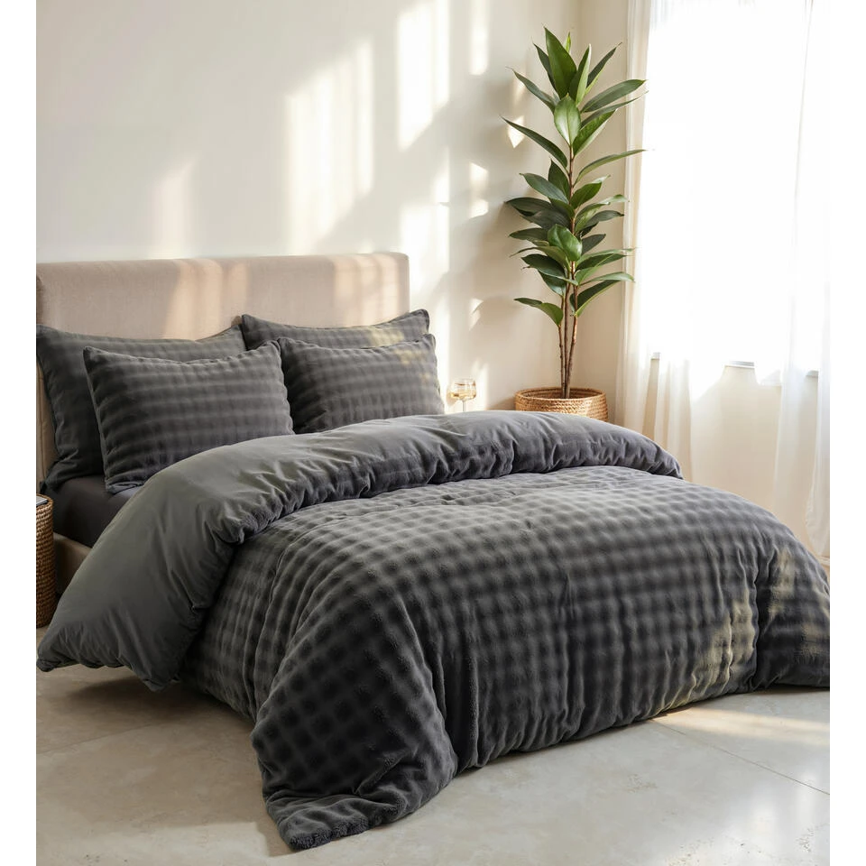 Dekbedovertrek 200x220 – Pompom Design & Warm Flanel Fleece - Antraciet 4 Dekbedovertrek 200x220 – Pompom Design & Warm Flanel Fleece - Antraciet - Afbeelding 2