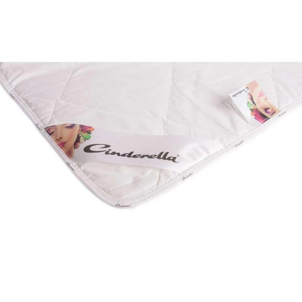 Cinderella Dekbed Green Line RPET - Middelwarm - 240x200 Cm 5 Cinderella Dekbed Green Line RPET - Middelwarm - 240x200 Cm - Afbeelding 3