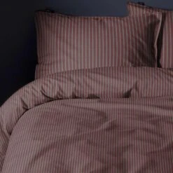 Damai Dekbedovertrek Hemingway - Rood - 140x200/220 Cm -Leen Bakker Winkel 81027359 0100