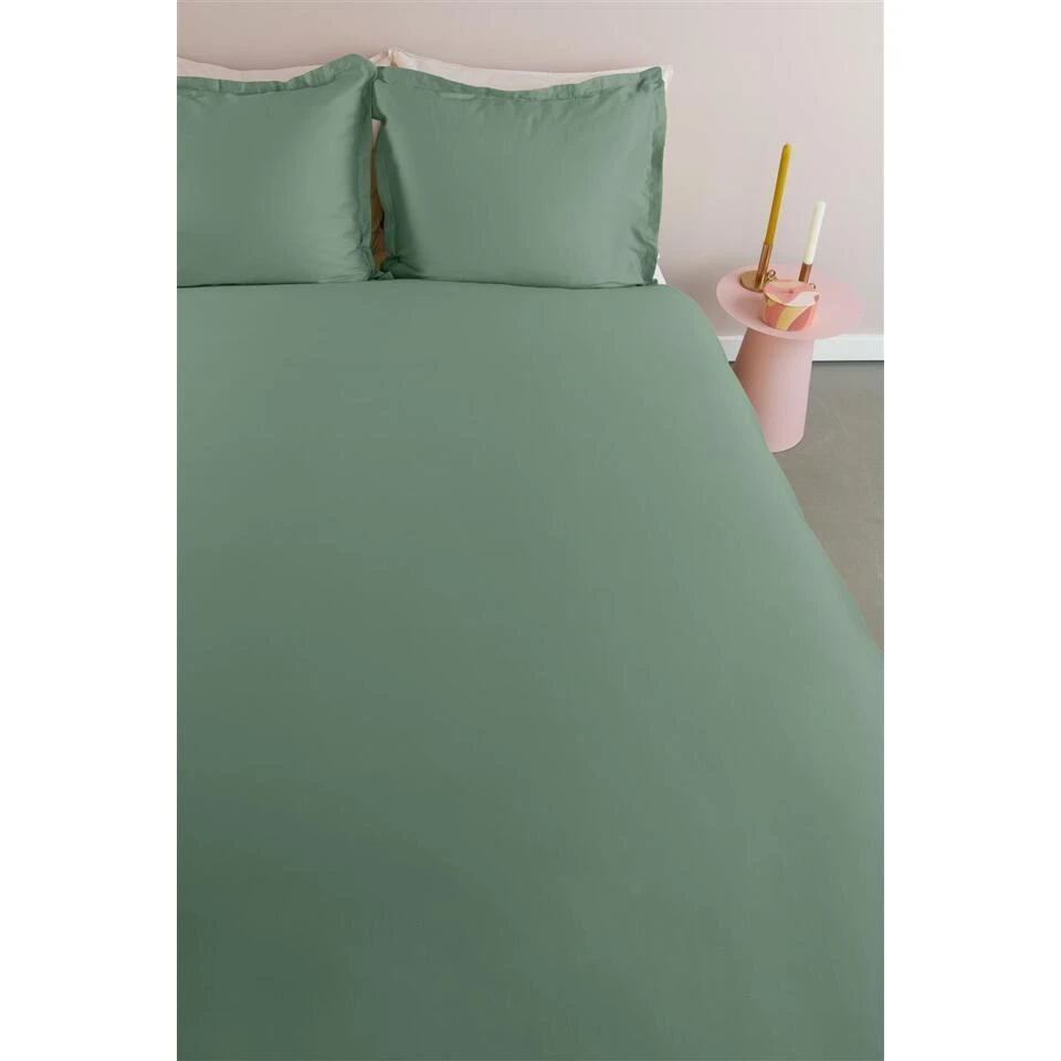 Ambiante Satin Uni Dekbedovertrek - 140x200/220 - Groen 4 Ambiante Satin Uni Dekbedovertrek - 140x200/220 - Groen - Afbeelding 2