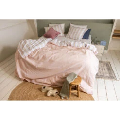 Dindi Home - Dekbedovertrek Bright Blush - 140x220 Cm - Roze -Leen Bakker Winkel dd4568b1d1244780a2ca742f3785cf77