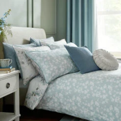 Laura Ashley Mirabelle Pale Seaspray Dekbedovertrek Tweepersoons 200 X 7 Laura Ashley Mirabelle Pale Seaspray Dekbedovertrek Tweepersoons 200 X -Leen Bakker Winkel eb16be7802994c8799d1f388021895a0 1